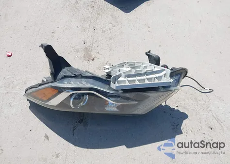 2020 Nissan Pathfinder Sv z USA, uszkodzony, nr VIN 5N1DR2BN6LC607336